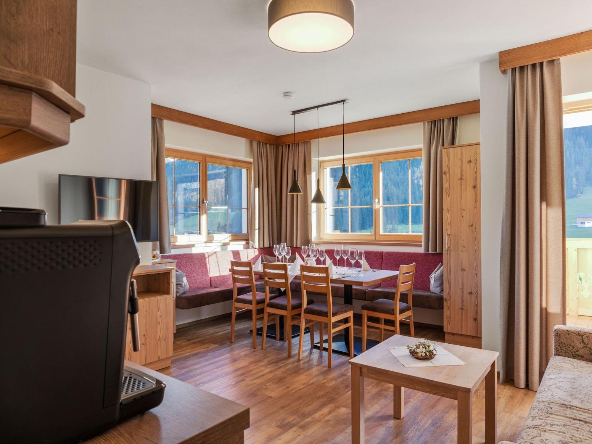 Luxurious Apartment With Sauna In Koenigsleiten Wald im Pinzgau Esterno foto